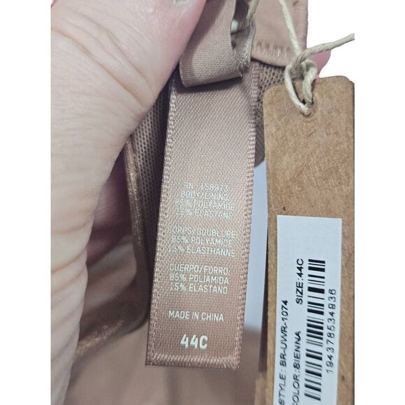 Skims underwire bra Nwt - Picture 4 of 9